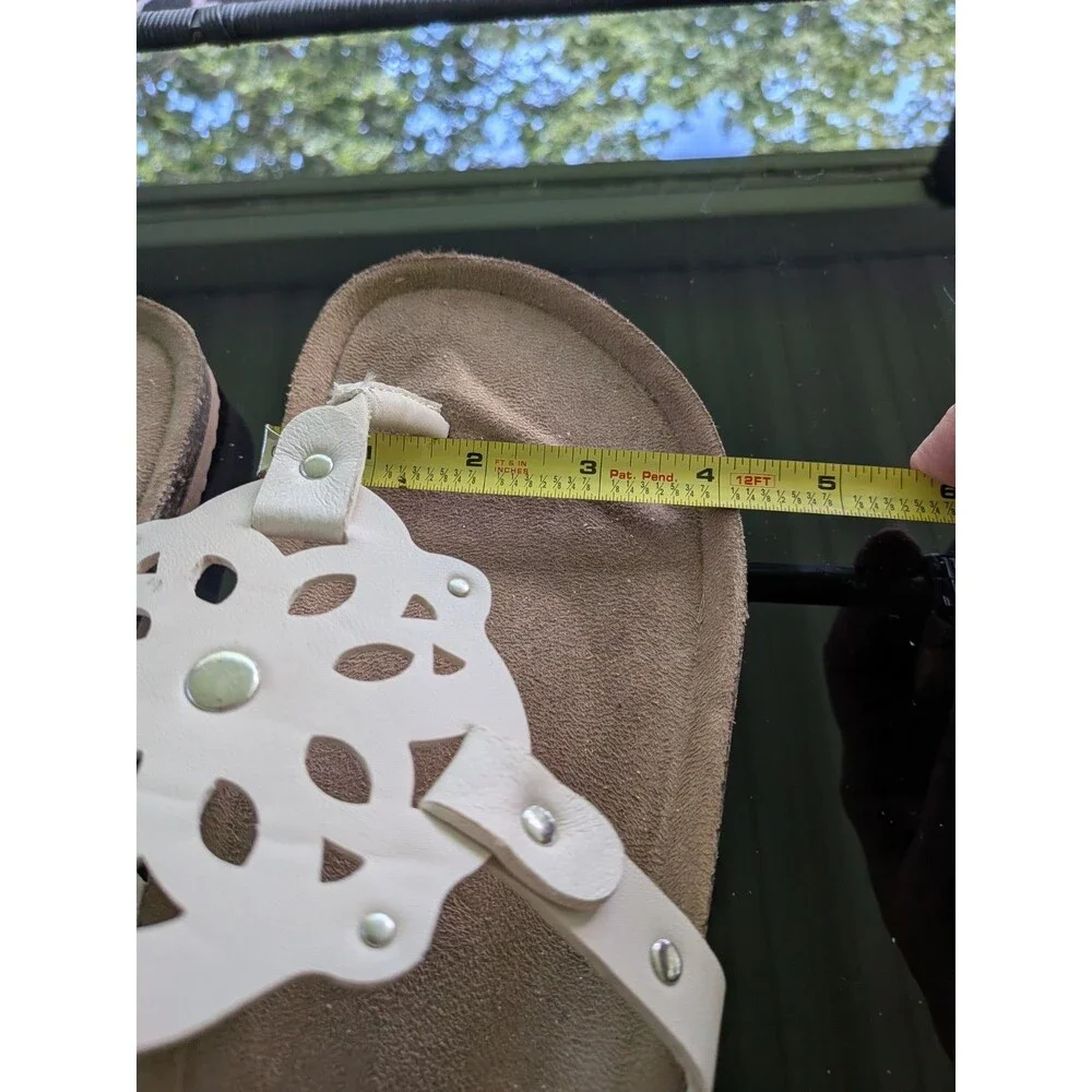 Maurices Vanessa Sandals Women's 10 (Wide) Ivory Thong Slip On Footbed Comfort - Picture 10 of 11